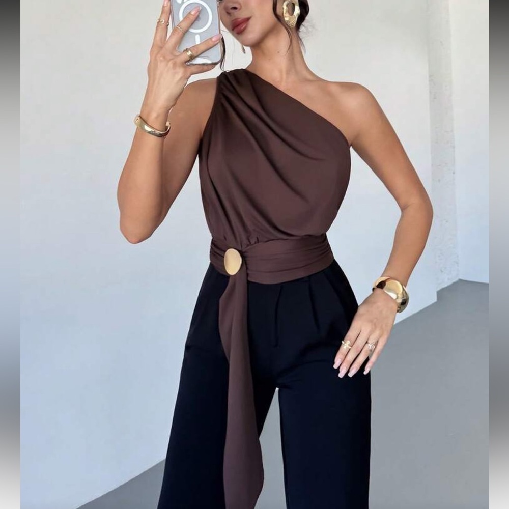 Elegant Brown One-Shoulder Top